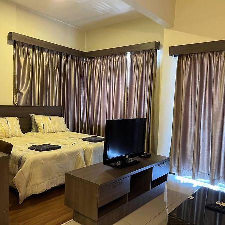 Homestay Melaka B Lagoon Studio Apartment Free Waterpark Tickets Kampong Bukit Beruang Exterior foto